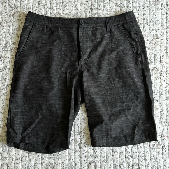 Ripcurl Men’s Hybrid Short (Water/Land 32) - Barely Used - Picture 1 of 3